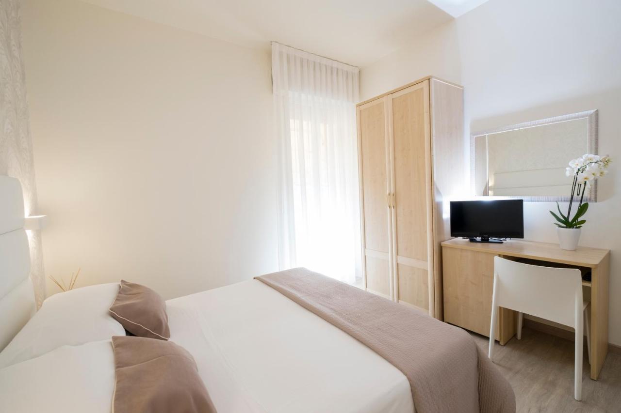 Hotel Constellation ريميني المظهر الخارجي الصورة